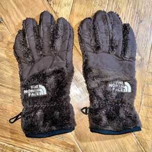 North Face Women’s fuzzy brown gloves with fingertips to allow texting - cozy